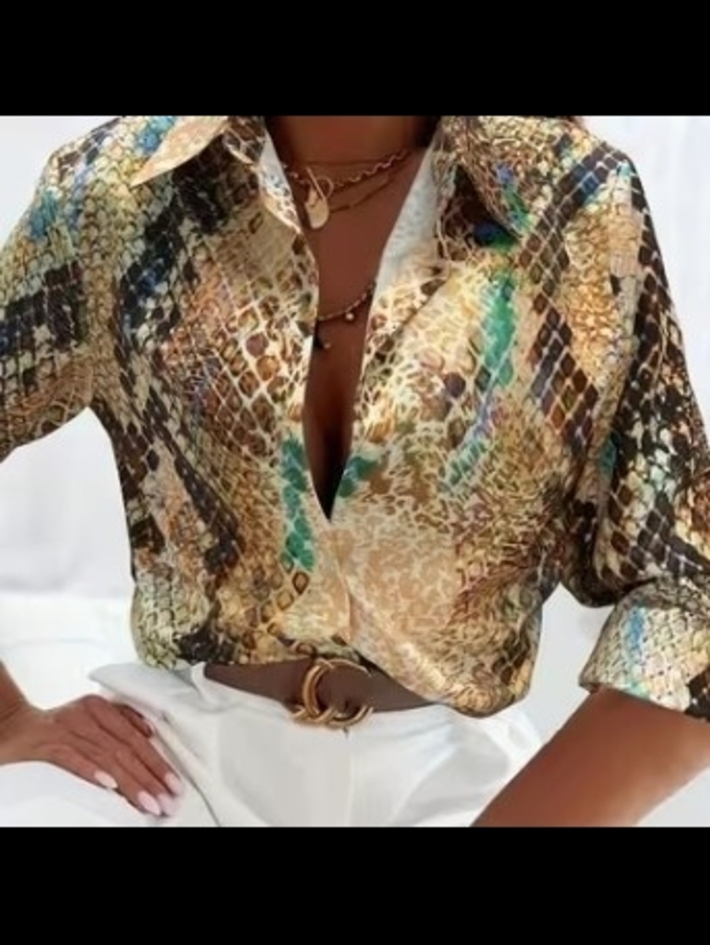 Lightweight Multi-Colored Snakeskin Animal Print Satin Button-Up Blouse 10 12
